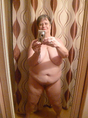 older women nude selfshots porn pics