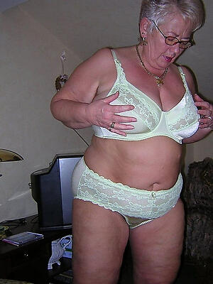 hot old grannies in lingerie stripping