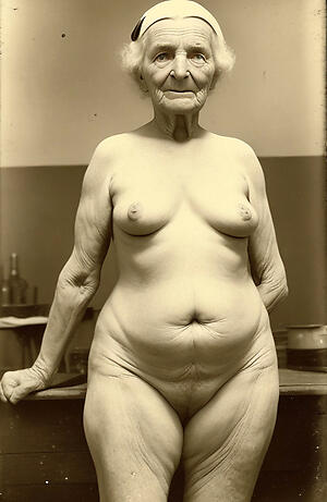 very old sexy women posing nude
