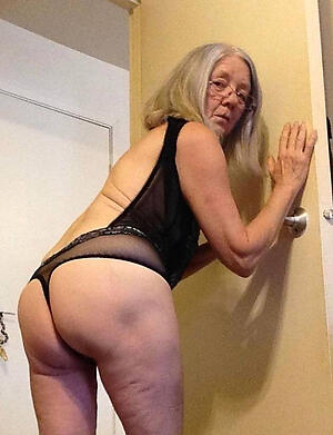 older moms ass posing unvarnished