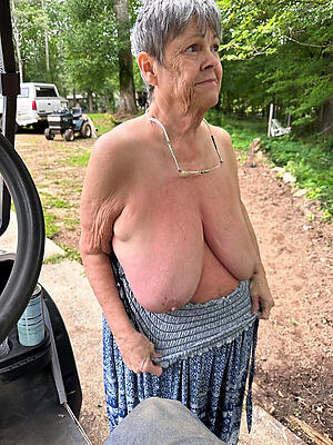 unorthodox saggy teat grannies nude pics