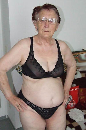 naked 70 granny pussy hot porn pic