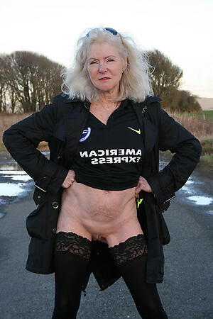 photoshooting with beautiful granny porn