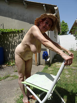 older tiro pussy a hot photos