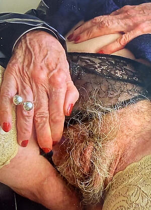 xxx pictures of old pussy closeups